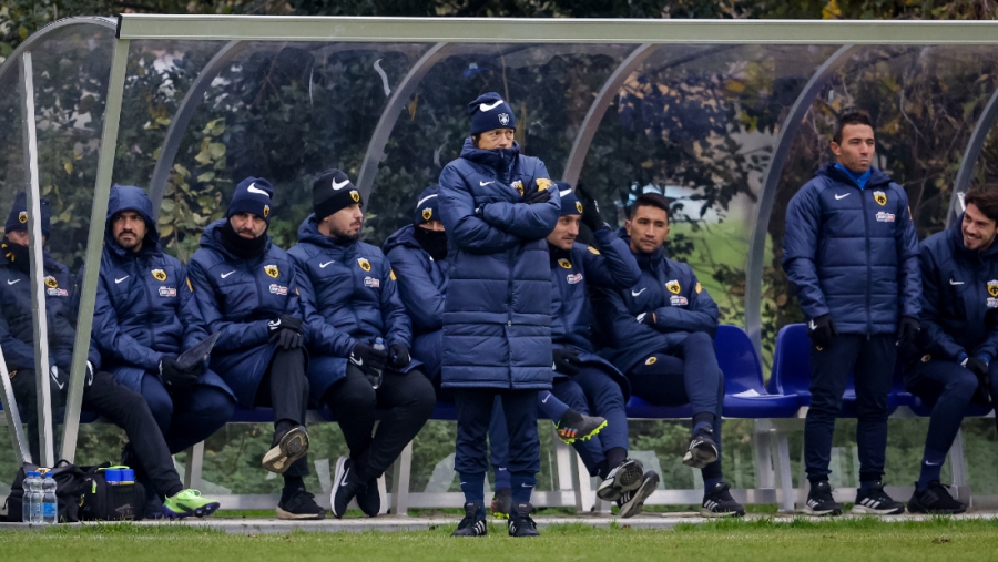 Αλμέιδα: «Δουλέψαμε όλοι σκληρά στην Ολλανδία, ήταν καλός στο ντεμπούτο του ο Φερνάντες»