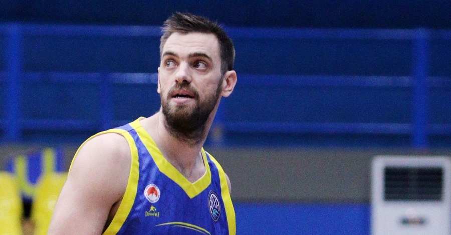 Βαγγέλης Μάντζαρης: Αποχωρεί από την πολωνική Σταλ