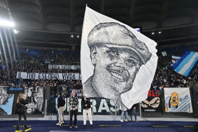 Και οι πιο σκληροί «λυγίζουν» από το βίντεο της Μπολόνια για τον Μιχαΐλοβιτς (video)