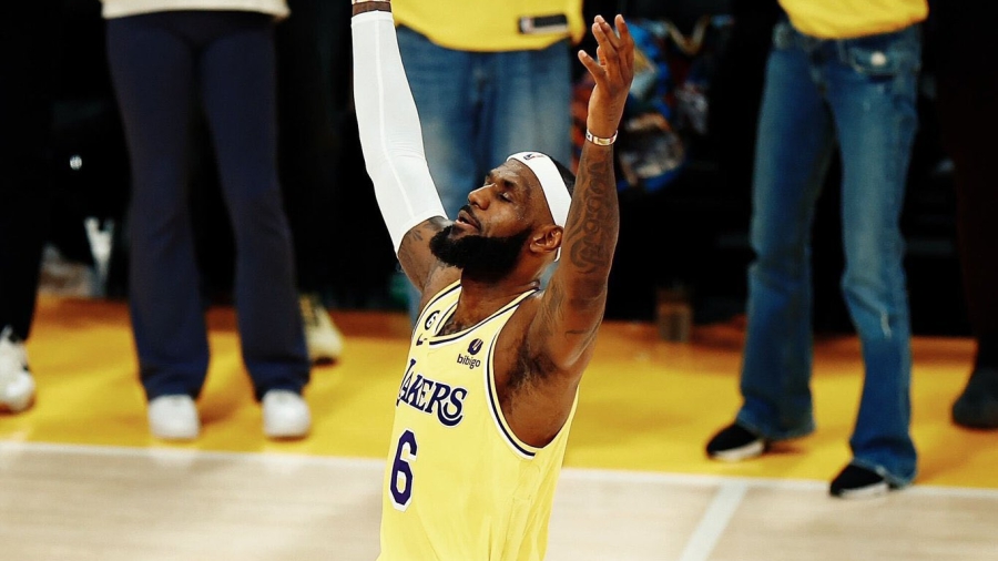 Ο ΛεΜπρόν Τζέιμς «γλύτωσε» το χειρουργείο