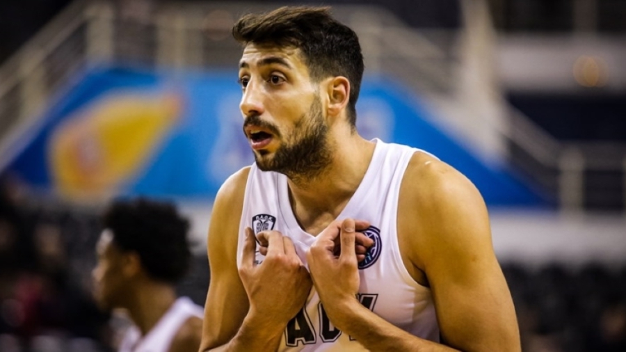 «Χτυπάει» και Σαλούστρο ο Πανιώνιος!