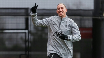 «Not long now»: Ο Τσιμίκας έχει σπουδαία νέα για Εθνική Ελλάδος και Λίβερπουλ!