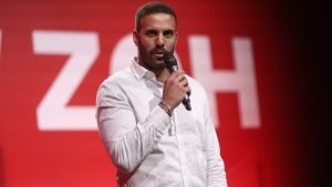 «Ζητώ συγγνώμη για την πράξη μου, αλλά δεν γρονθοκόπησα κανέναν» λέει ο Παππάς