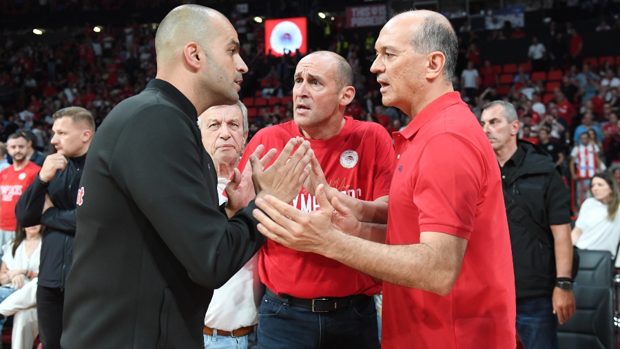 Επιμένει ο Ολυμπιακός: Δεν θα πάει στο ραντεβού με Βρούτση