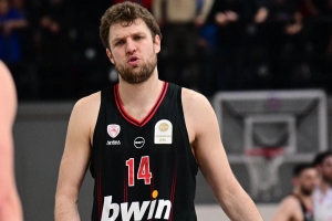 Αρτίστας Σάσα, αφινιασμένος Εβάν: Επεισοδιακό διπλό ο Ολυμπιακός επί του Πανιωνίου!