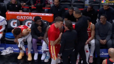 Ο Μπογκντάνοβιτς «τρελάθηκε» και όρμησε προς τον προπονητή του, Κουίν Σνάιντερ! (video)