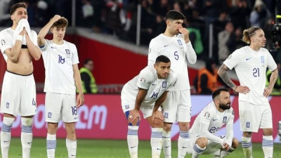 Δοκάρι και μέσα ήρωες, δοκάρι και έξω... άχρηστοι, γιατί δεν μάθαμε ποτέ πως ανάμεσα σε άσπρο και μαύρο, υπάρχει και το γκρι!