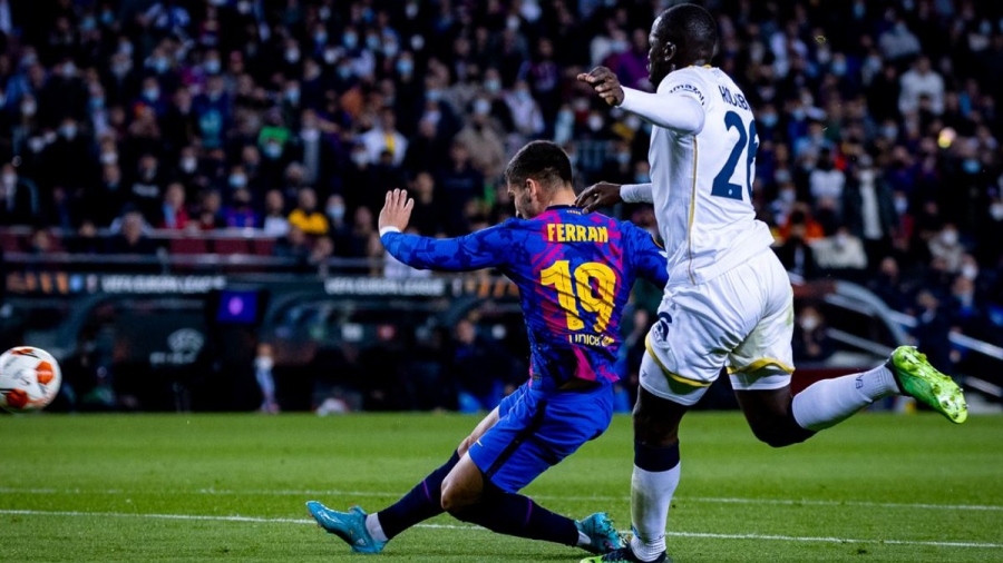 Europa League: Στην Ιταλία θα κριθεί η πρόκριση για Νάπολι και Μπαρτσελόνα - ιστορική «τεσσάρα» της Ρέιντζερς στην Ντόρτμουντ - κράτησε και πάλι το «μηδέν» ο Αθανασιάδης! (video)