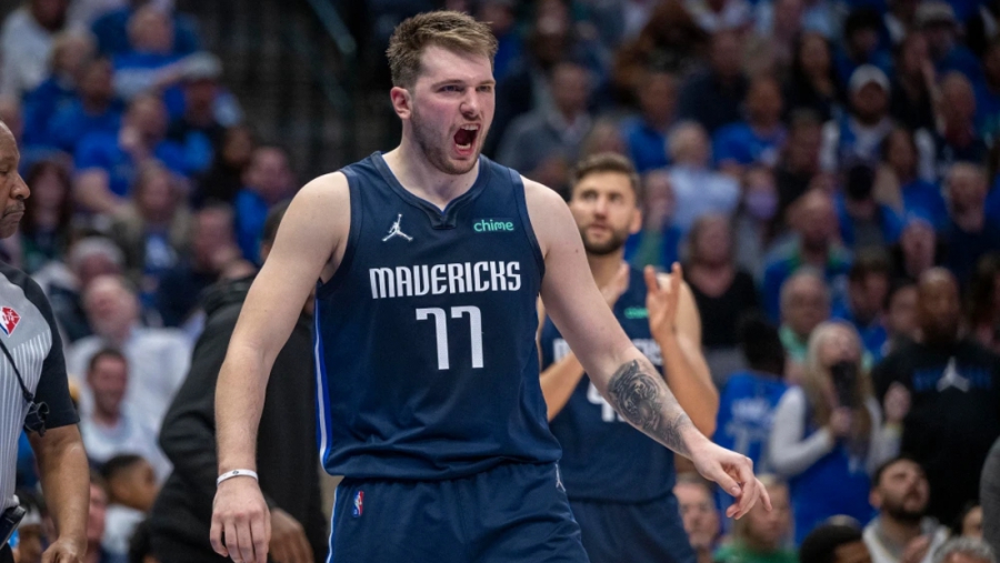 NBA: Πρόκριση για Σίξερς, Σανς και Μάβερικς (video)