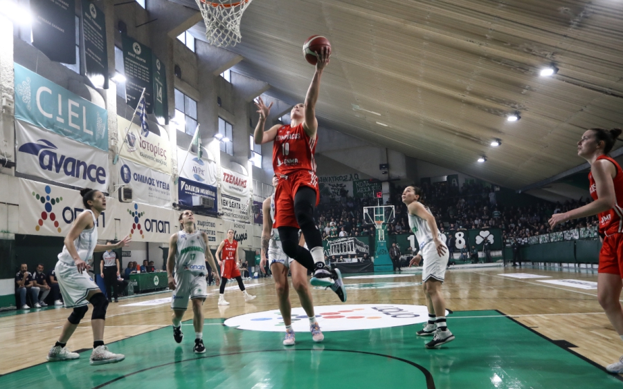 Παναθηναϊκός - Ολυμπιακός 60-66: Αγκαλιά με τον τίτλο οι «ερυθρόλευκες»