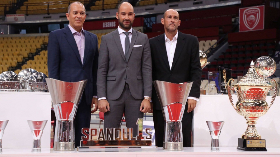 ΠΑΕ Ολυμπιακός: Βραβεύει τον Βασίλη Σπανούλη πριν από το ντέρμπι με τον Παναθηναϊκό