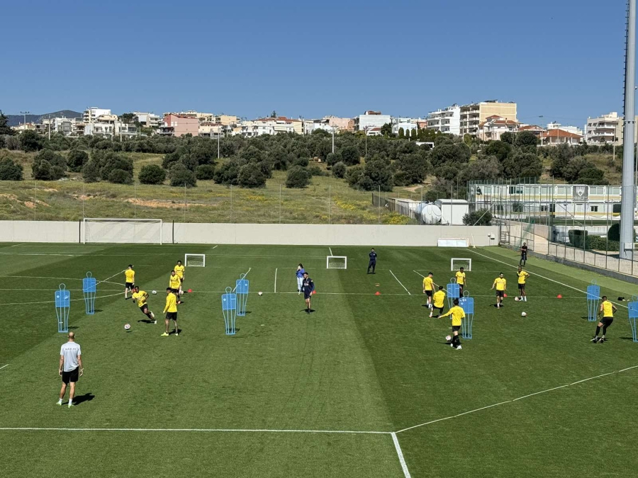 Το BN Sports στα Σπάτα: Η ανοιχτή προπόνηση της ΑΕΚ και το τετ-α-τετ Λιούμπισιτς – Αλμέιδα (video)