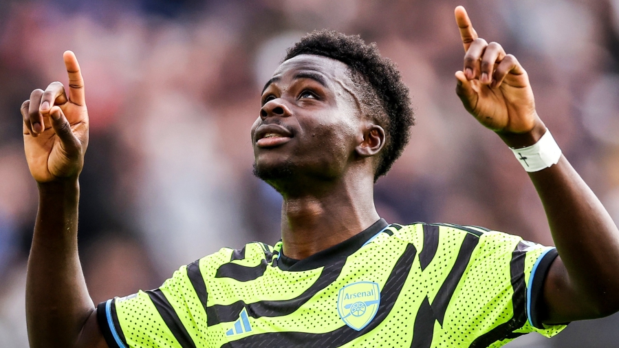 Μπουκάγιο Σάκα: Το «χρυσό» διαμάντι της Άρσεναλ έκανε και πάλι το… θαύμα του (video)