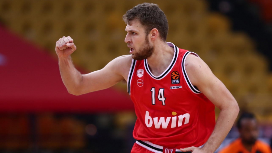 Στους Σακραμέντο Κινγκς τα δικαιώματα του Βεζένκοφ!