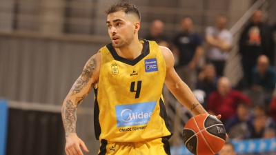 Βήμα στο πλάι, πίσω από το ταμπλό και ο Τολιόπουλος έγινε… Διαμαντίδης! (video)