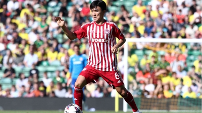 Στον Ερυθρό Αστέρα ο Χουάνγκ κι ας έριξε... γέφυρα προς τον Ολυμπιακό!