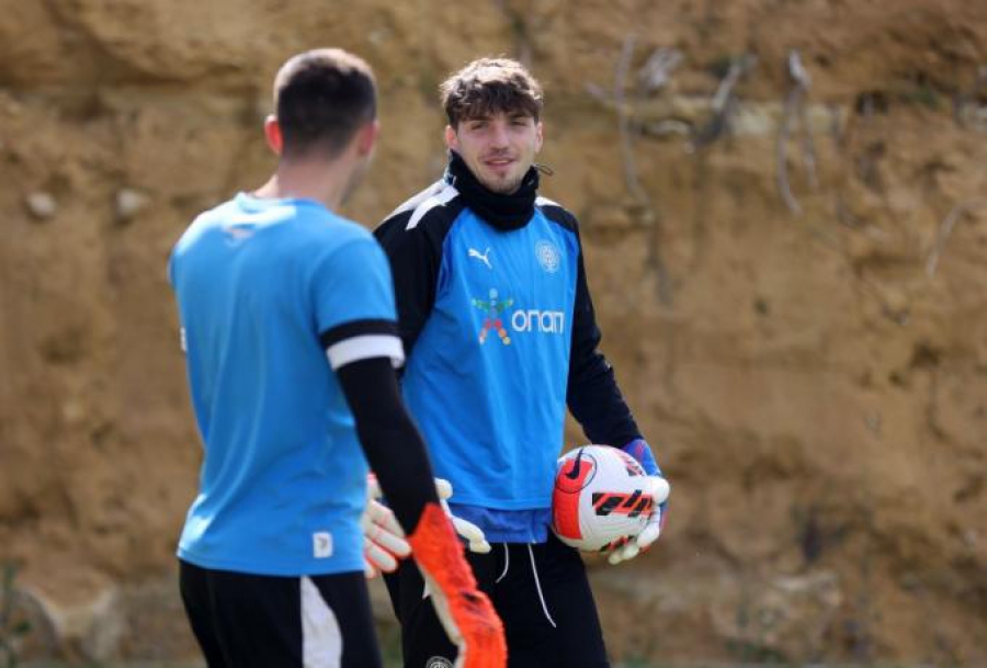 ΟΦΗ: Η αποστολή για Ολυμπιακό, μέσα ο Μανδάς