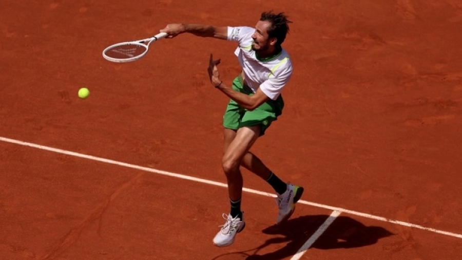 Αποκλεισμός – Σοκ του Μεντβέντεφ από το Roland Garros (video)