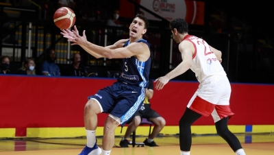 Λαρεντζάκης: «Η ομάδα μας δεν τα παρατάει ποτέ, καθοριστική η ομιλία του Πιτίνο στο ημίχρονο»