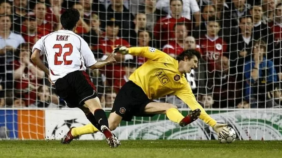 Η παράσταση του Κακά στο Ολντ Τράφορντ, συνοψίζει τη «μαγεία» μιας τεράστιας καριέρας (video)