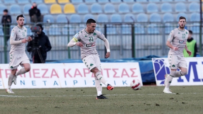 Λύγισε ο Κουρμπέλης: «Ήταν δύσκολος αυτός ο καιρός, είμαι χαρούμενος και συνεχίζουμε» (video)