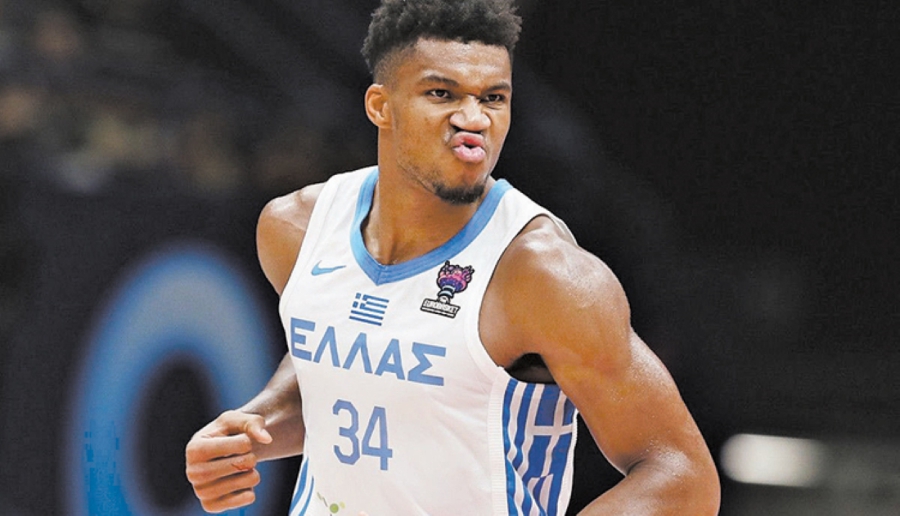 Με Giannis η προπόνηση της Εθνικής στο Βερολίνο