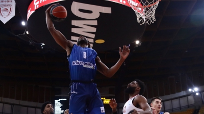 Δεκαπέντε λάθη σε έναν αγώνα! Ο Μάικ Χένρι του Ηρακλή διέλυσε το ρεκόρ λαθών!