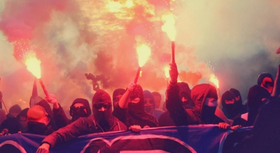 ΠΑΟΚ: Πεδίο μάχης η Μασσαλία, άγρια επεισόδια μεταξύ των οπαδών της ελληνικής ομάδας και της Μαρσέιγ (video)