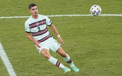 Αζερμπαϊτζάν – Πορτογαλία 0-2: Μπερνάρντο και Αντρέ Σίλβα σκοράρουν μέσα σε 5 λεπτά για τους φιλοξενούμενους (video)