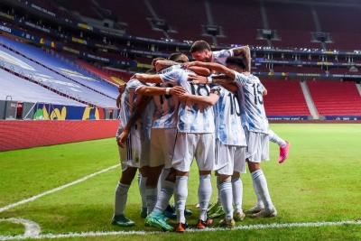 Copa America: Επαγγελματικές νίκες και κορυφή για Αργεντινή και Χιλή