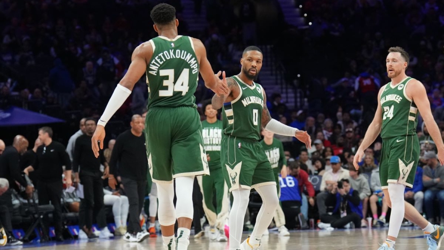 «Βόλτα» για Αντετοκούνμπο και Μπακς, στην επιστροφή του Ντοκ Ρίβερς στη Φιλαδέλφεια! (video)