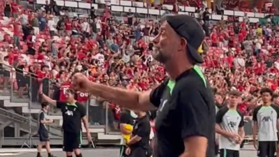 Οι πανηγυρισμοί του Κλοπ μετά την «τεσσάρα» της Λίβερπουλ επί της Λέστερ! (video)