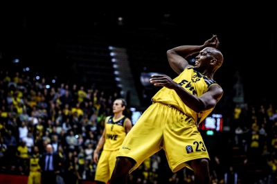 Ρίκι Πόλντινγκ: 14 χρόνια «ξένος» στην ίδια ομάδα (video)