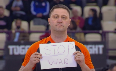 «Σταματήστε τον πόλεμο» - Το μήνυμα του Ουκρανού διαιτητή Μπόρις Ρίζικ