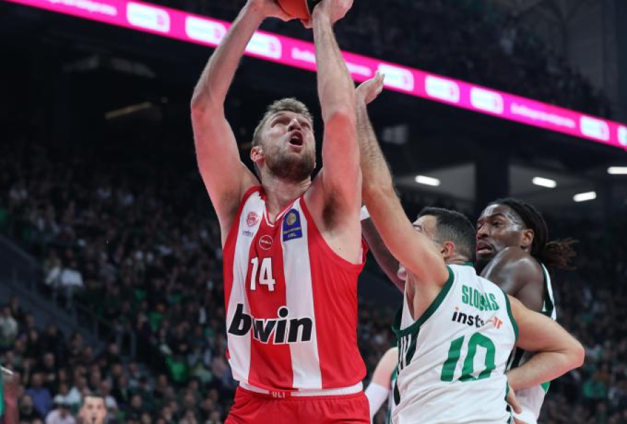 Κυρίαρχος Ολυμπιακός με 100άρα απέναντι στον Παναθηναϊκό - Με σκορ 101-94!