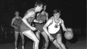 «Πώς να χάσουμε μπροστά σε 80.000 ανθρώπους;»: Ο Χρήστος Ζούπας μέσω του BN Sports… γυρνά στο έπος της ΑΕΚ το 1968!