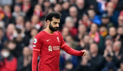 Κλοπ: «Δεν υπάρχουν νέα για το συμβόλαιο του Σαλάχ»