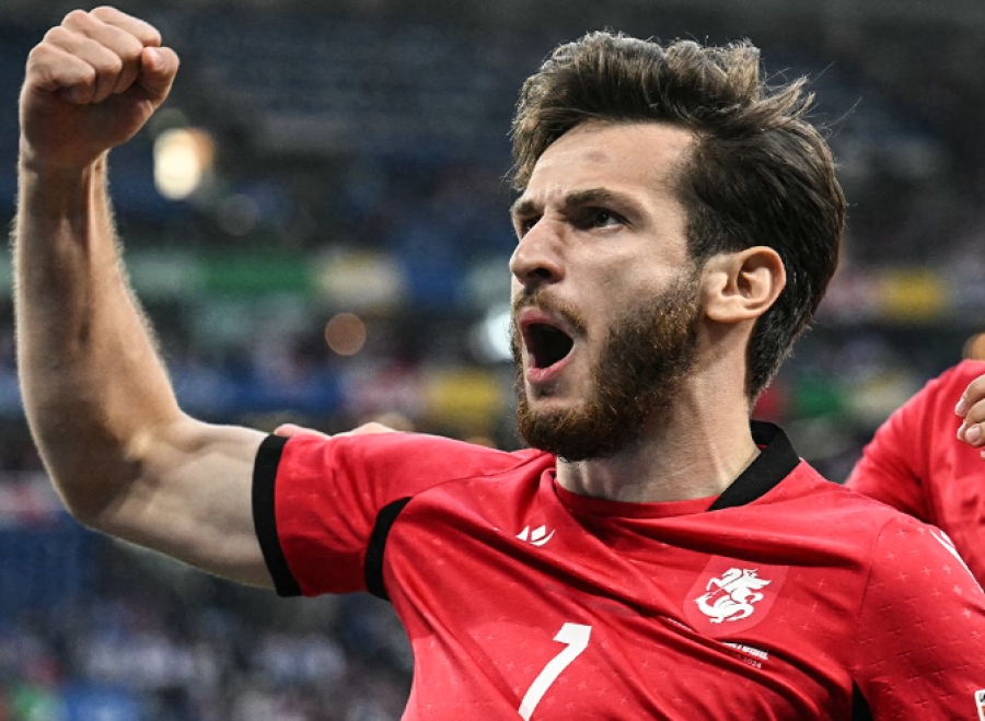 Το πρώτο βήμα για το «θαύμα»; Ο Κβαρατσχέλια πέτυχε γκολ από τα... αποδυτήρια για τη Γεωργία! (video)