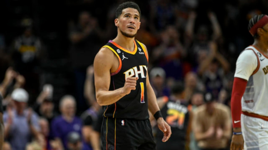 Σανς- Νάγκετς 121-114: «Μυθικοί» Μπούκερ και Ντουράντ, νίκησαν… μόνοι τους το Ντένβερ για το 2-1! (video)