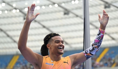 Fly, Manolo, fly: Κατέρριψε ξανά το πανελλήνιο ρεκόρ ο Καραλής!