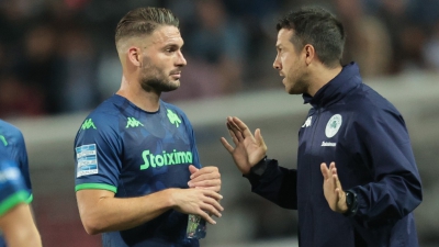 Σένκεφελντ: Επανήλθε, αλλά χρειάζεται χρόνο και είναι λογικό!