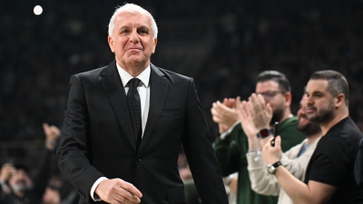 «Οι παλιές αγάπες δεν ξεχνιούνται»: Όλο το ΟΑΚΑ στο… πόδι για τον Ομπράντοβιτς! (video)