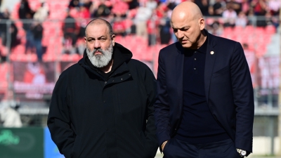 Kαραπαπάς: «Μην πιστεύετε σε fake news, σεβασμό στους αθλητές που οι πατρίδες τους είναι στις φλόγες» (pic)