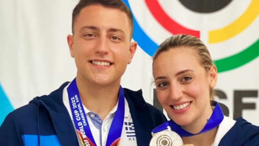 Σκοποβολή: Αργυρό μετάλλιο για την Άννα και τον Διονύση Κορακάκη στο Παγκόσμιο