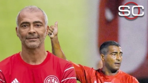 Το μεγάλο «come back» του Ρομάριο: Ο Βραζιλιάνος θρύλος σε ηλικία 58 ετών επιστρέφει στα γήπεδα!