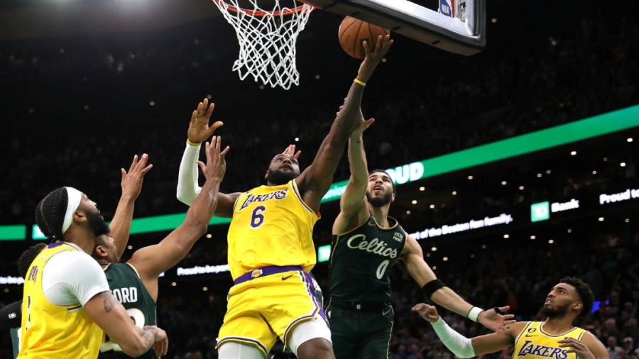 Οι Σέλτικς λύγισαν τον 41αρη «βασιλιά» στην παράταση! (video)