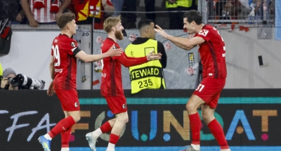 Europa League, προημιτελικά: Στο Νησί τους για την πρόκριση Βίλα και Φόρεστ, η Φράιμπουργκ το... έκανε για τον ΠΑΟΚ!