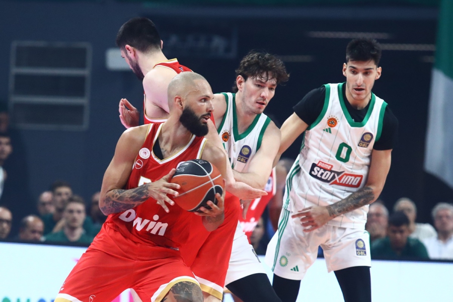 Η μετάλλαξη των Φουρνιέ και Παπανικολάου και οι… 14 πόντοι των ψηλών του Παναθηναϊκού: Το break του Ολυμπιακού στο ΟΑΚΑ! (video)