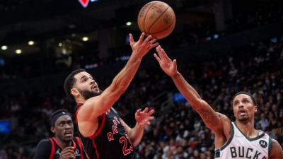 Ράπτορς – Μπακς 97-93: Σπίτι χωρίς Γιάννη, προκοπή δεν κάνει! (video)