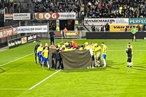 Βάαλβαϊκ - Άγιαξ: Ο αγώνας θα συνεχιστεί 8 μέρες πριν το ματς με την ΑΕΚ στην Ολλανδία